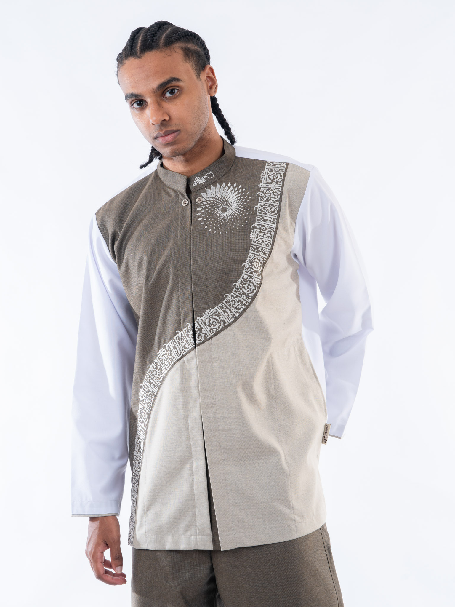 2-KAMILIANO ARKAN OLIVE KOKO