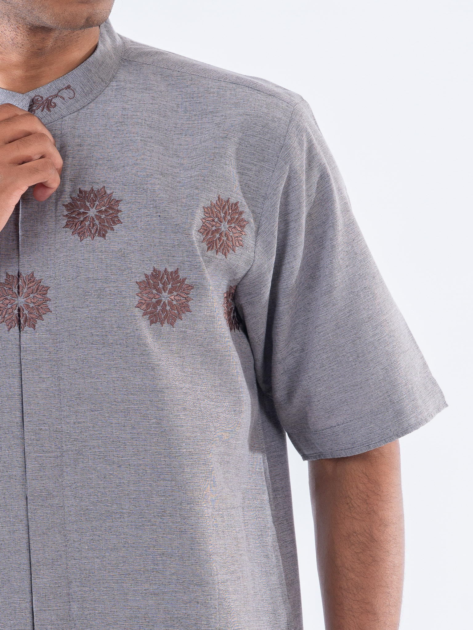 BRONZE 135 GRAY KOKO 3